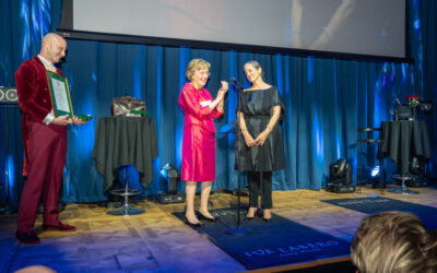 Calle Forsberg och Åsa Pärson tilldelades Hantverksmedaljen – Medalj för utmärkt yrkesskicklighet